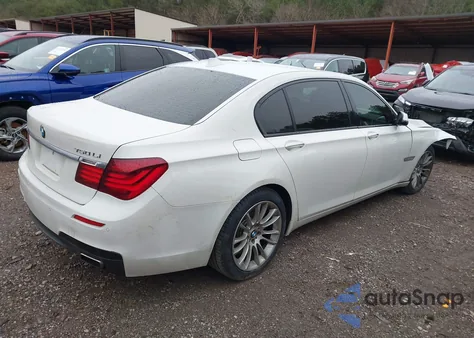 2014 BMW Alpina B7 z USA, uszkodzony, nr VIN WBAYE8C55ED134980